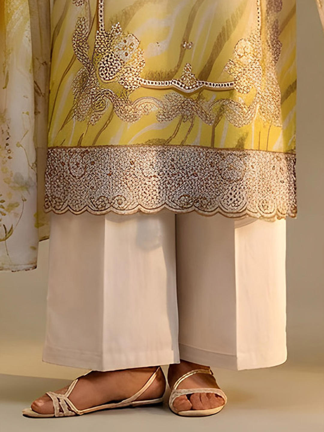 Jannat - Digital Embroidered Lawn - 3PC Suit - D-03
