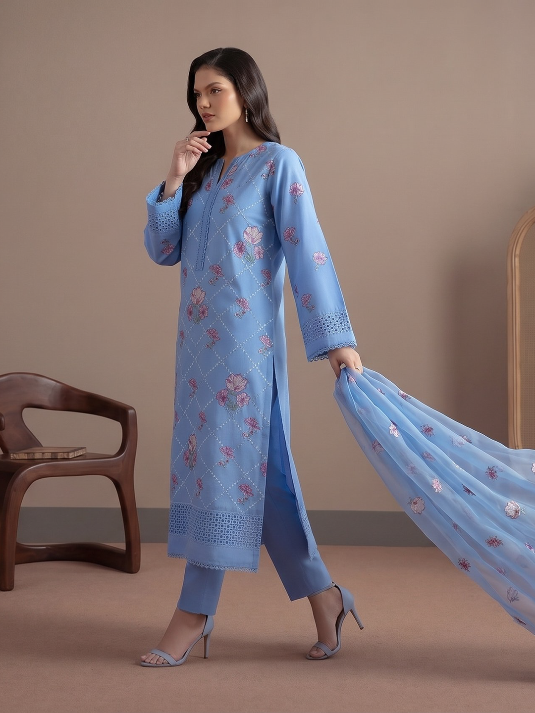 Bareeza's Style - Premium Embroidered Lawn - 3PC Suit - D-01