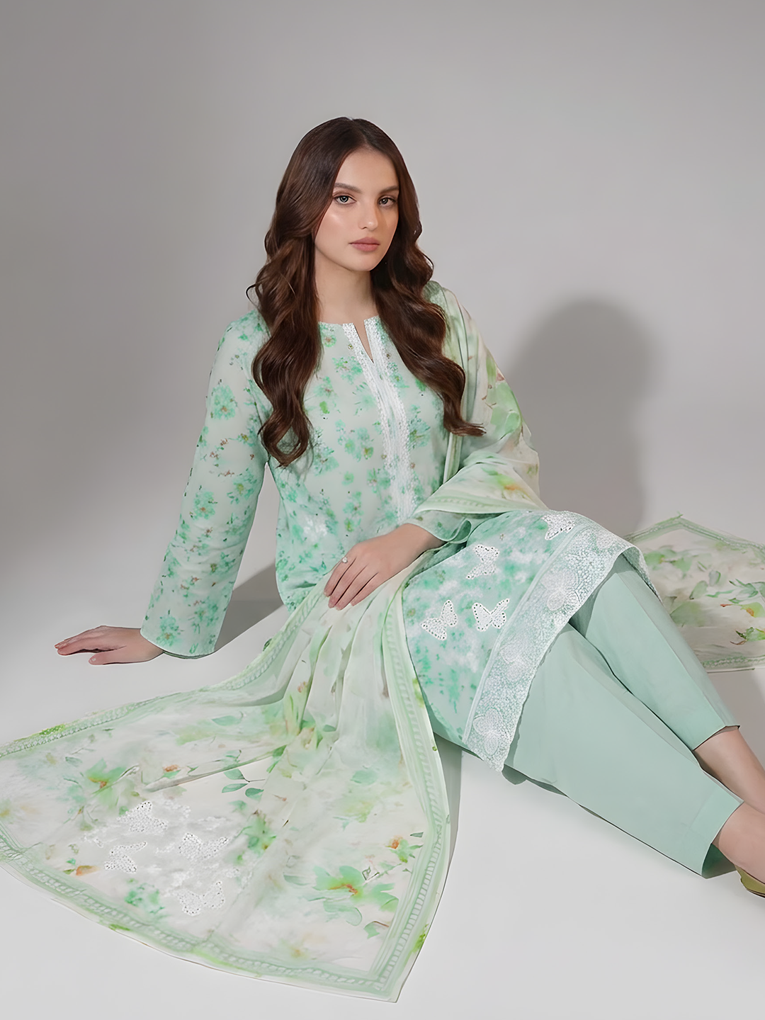 Titlee - Digital Embroidered Fancy Lawn - 3PC Suit - D-07