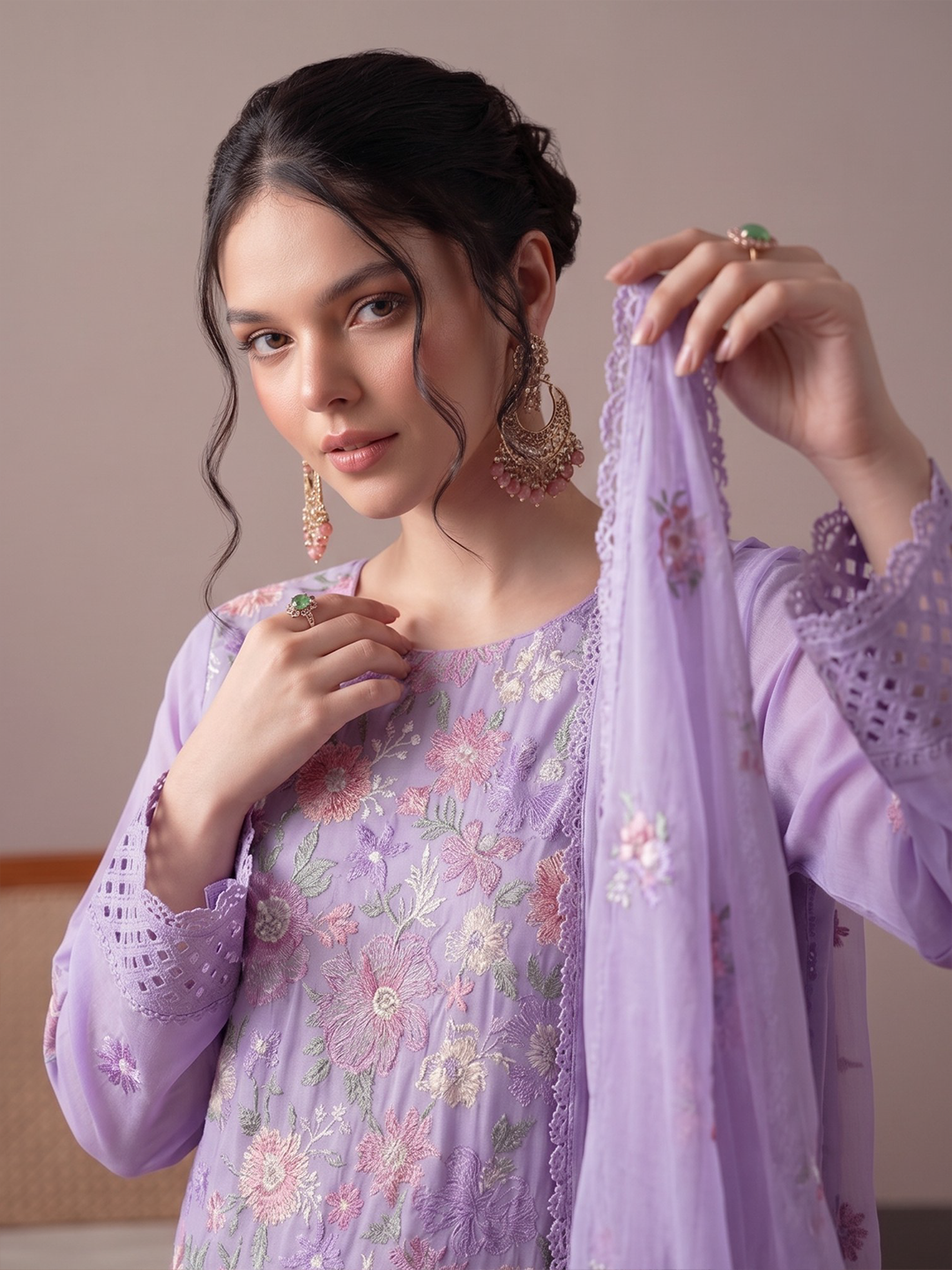 Bareeza's Style - Premium Embroidered Lawn - 3PC Suit - D-03