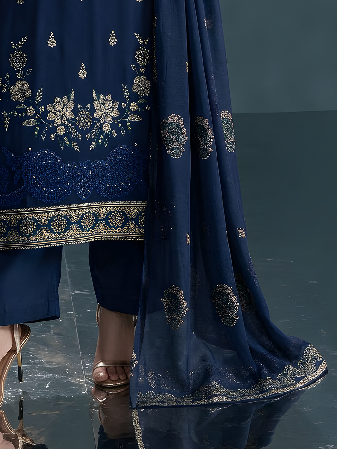 Komal Doria Embroidered Lawn Collection – Full 5-Piece Premium Box