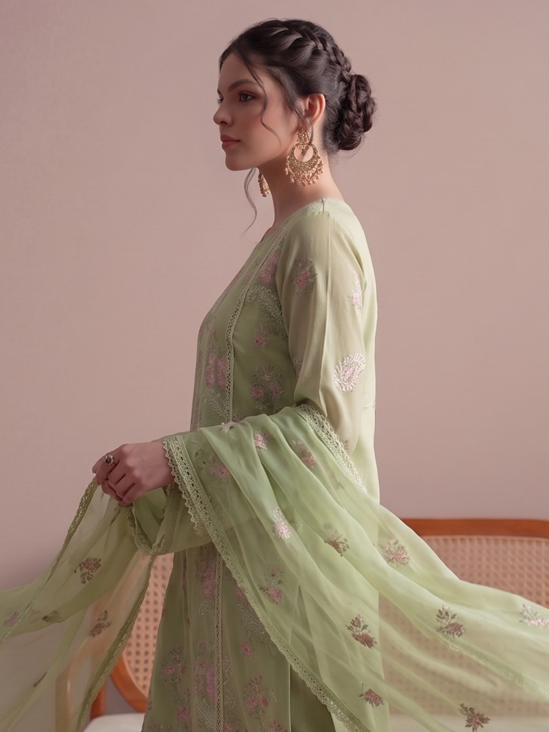 Bareeza's Style - Premium Embroidered Lawn - 3PC Suit - D-04
