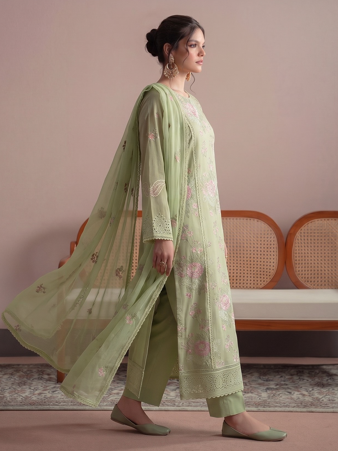 Bareeza's Style - Premium Embroidered Lawn - 3PC Suit - D-04