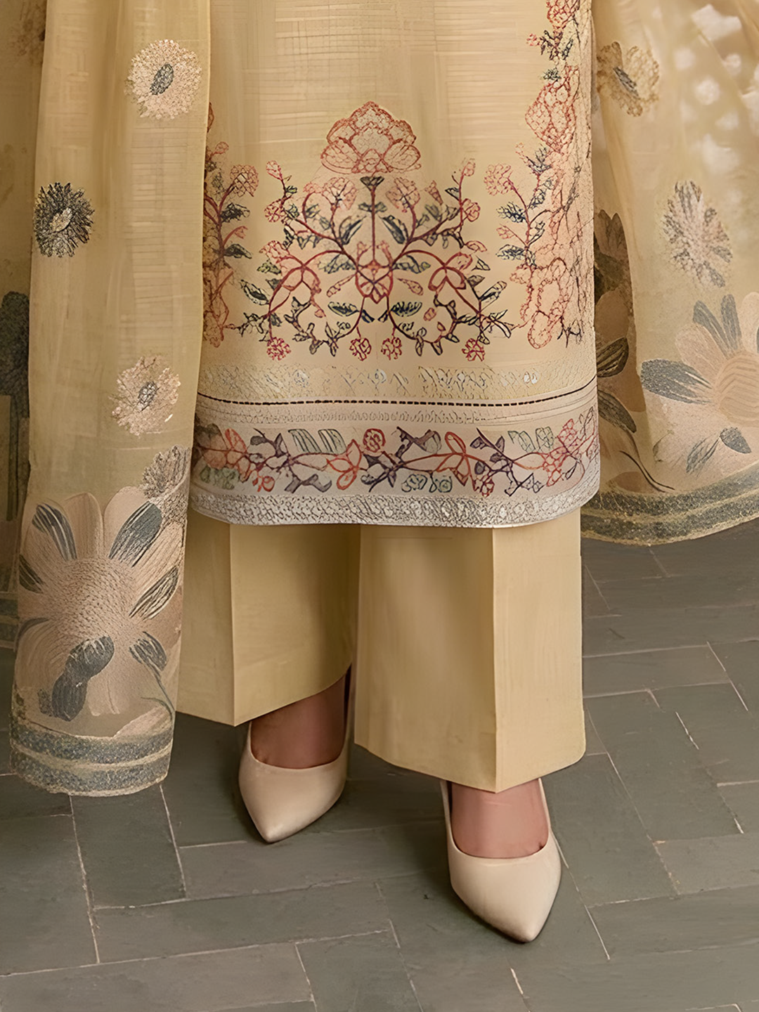 Umaiza - Slub Embroidered Lawn - 3PC Suit - D-03