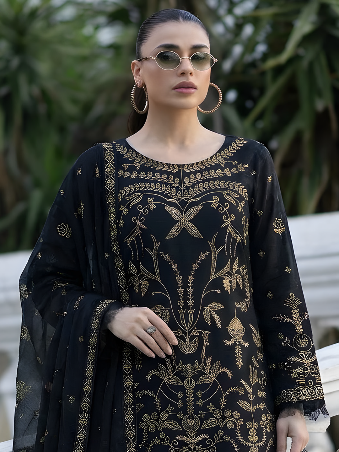 Shahpara - Doria Embroidered Lawn - 3PC Suit - D-05