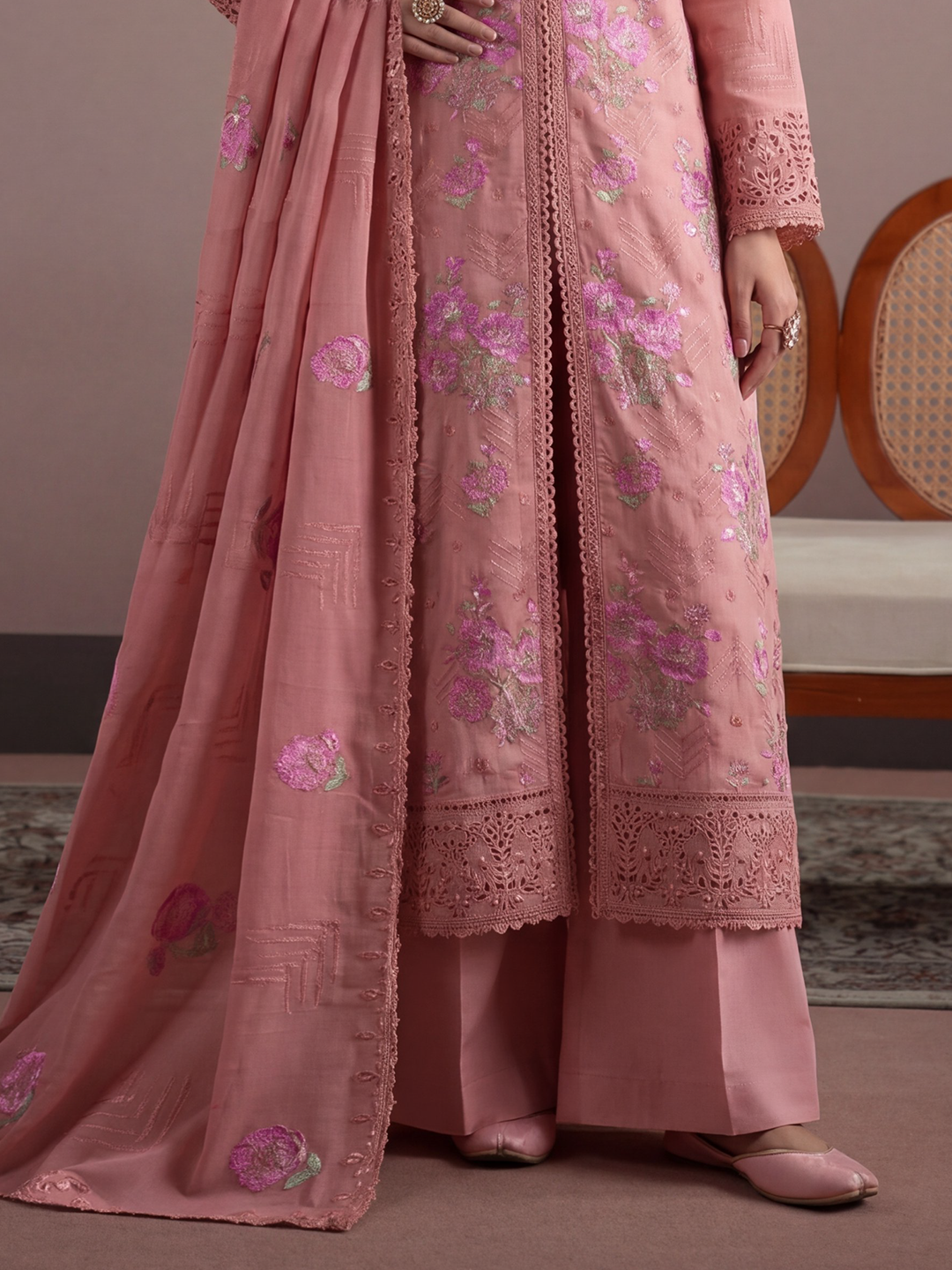 Bareeza's Style - Premium Embroidered Lawn - 3PC Suit - D-05