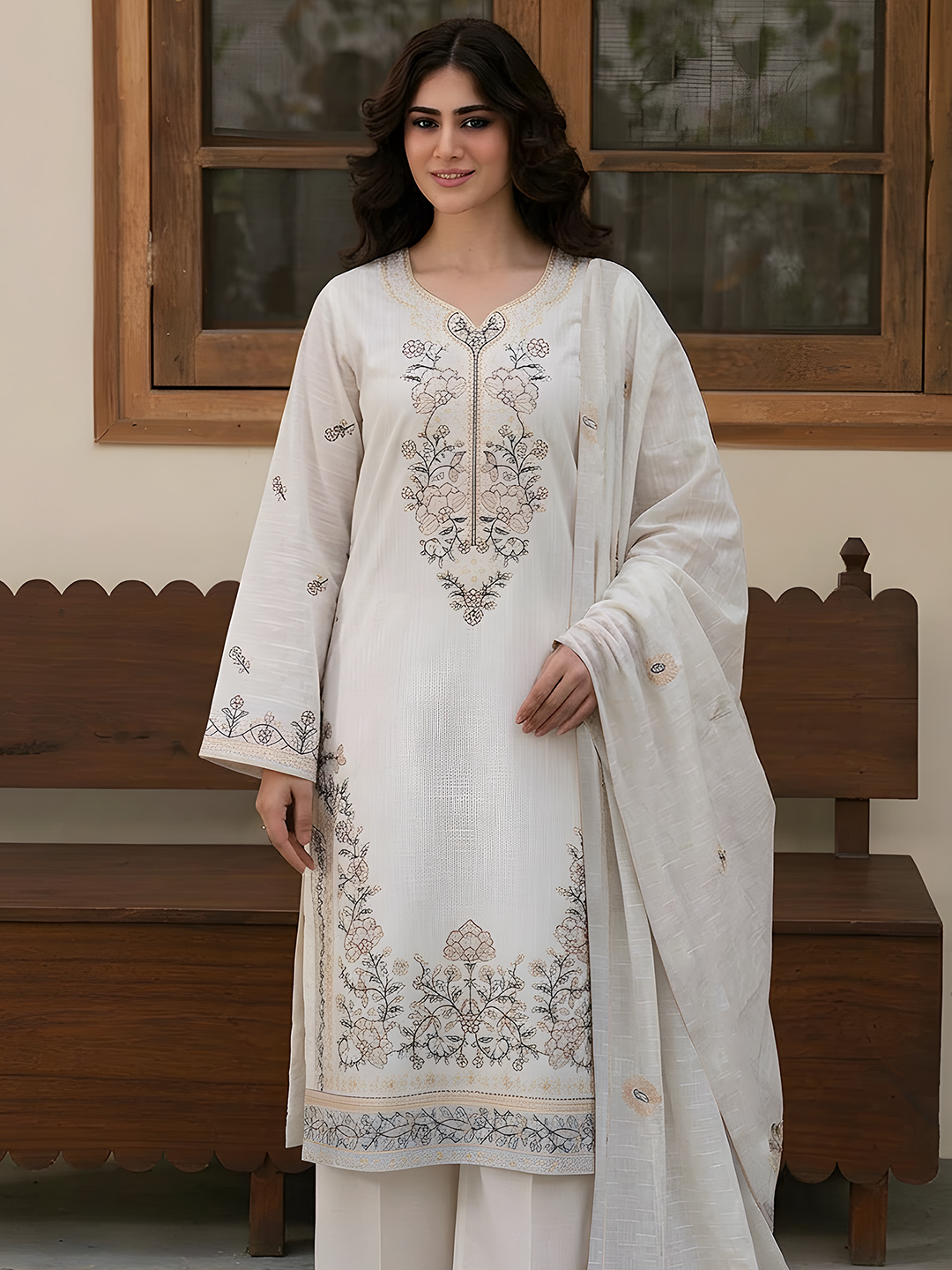 Umaiza - Slub Embroidered Lawn - 3PC Suit - D-01