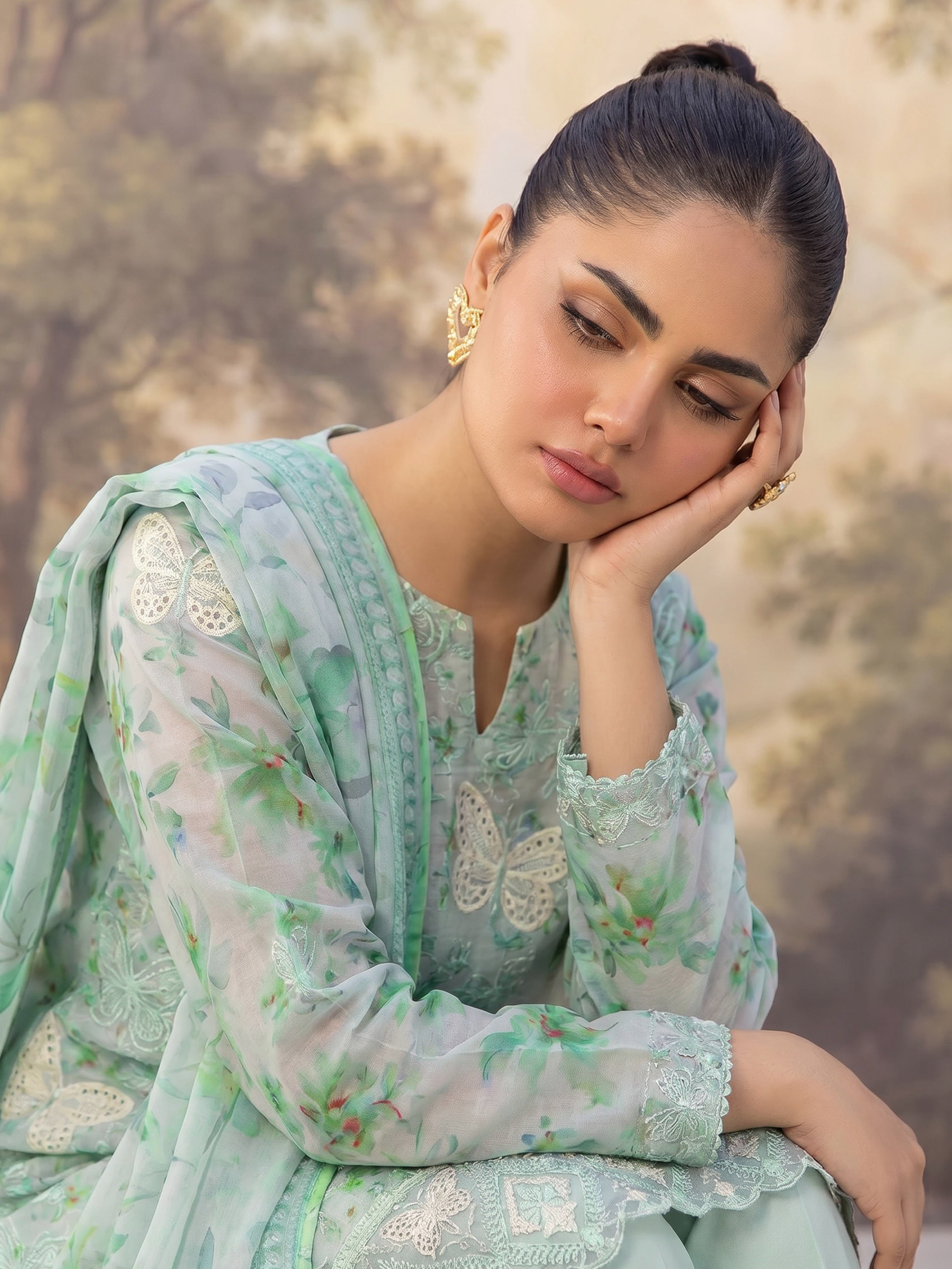 Butterfly - Digitally Printed Lawn Embroidery - 3PC Suit - D-06