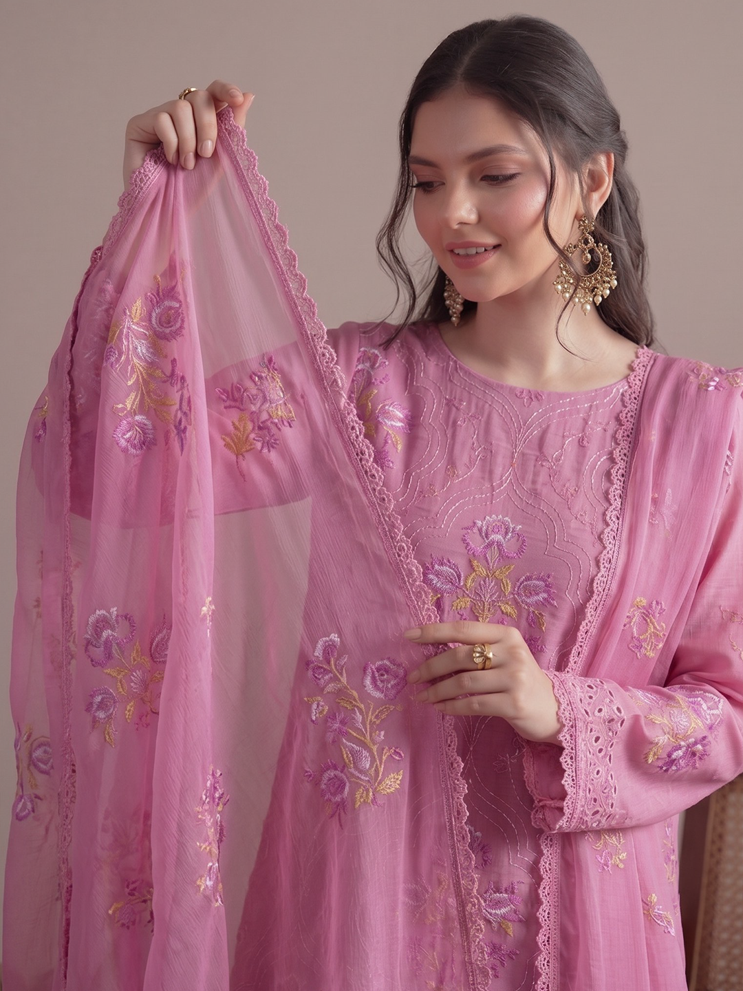 Bareeza's Style - Premium Embroidered Lawn - 3PC Suit - D-06
