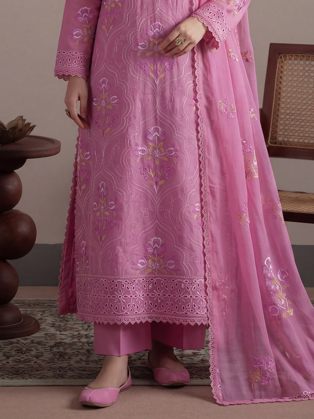 Bareeza's Style - Premium Embroidered Lawn - 3PC Suit - D-06