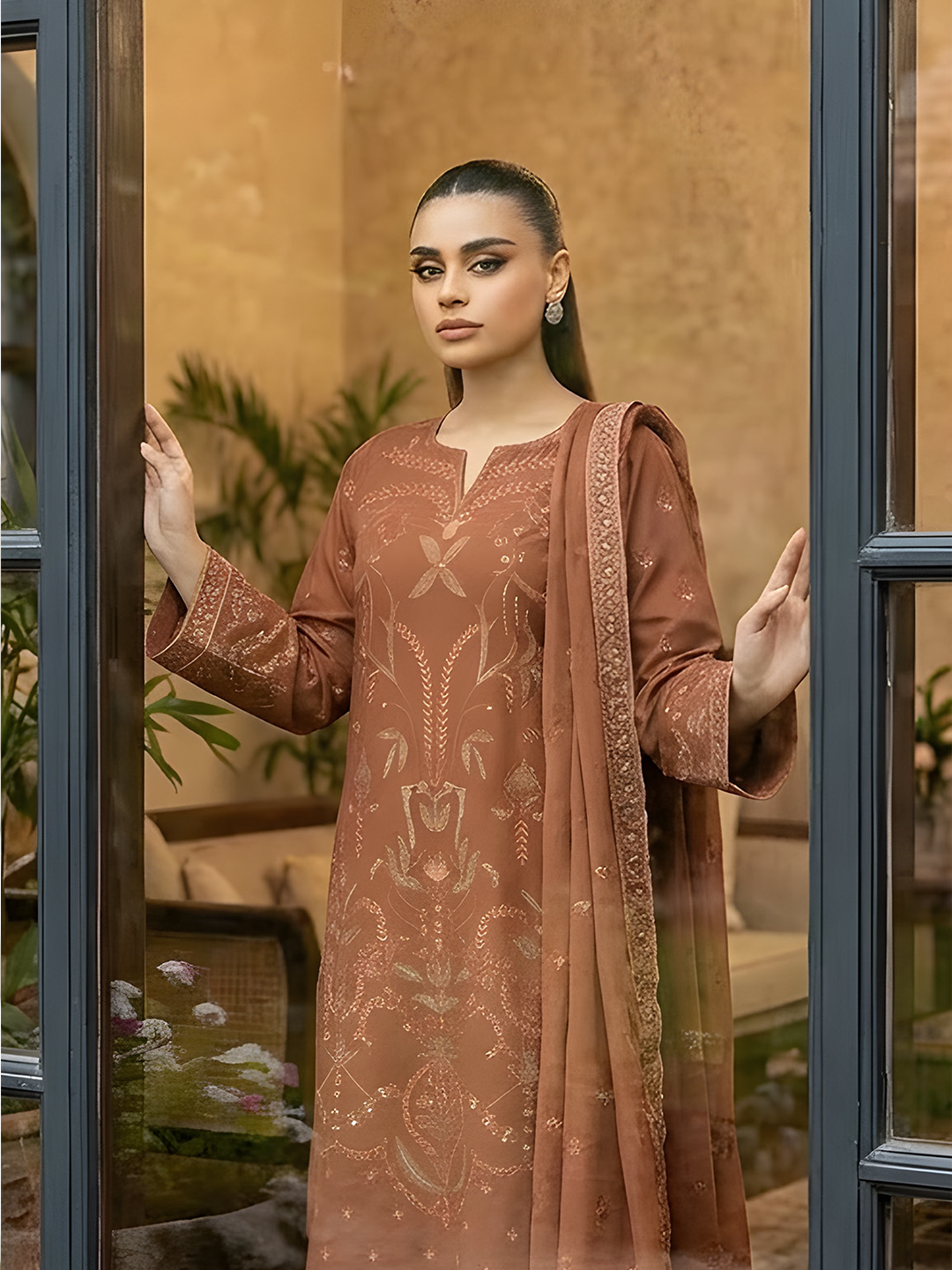 Shahpara - Doria Embroidered Lawn - 3PC Suit - D-07