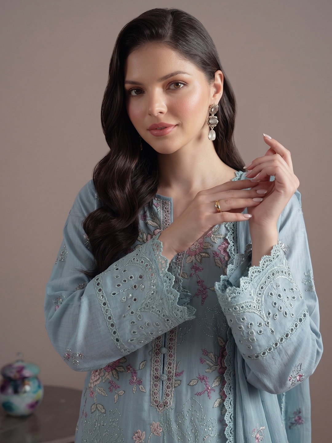 Bareeza's Style - Premium Embroidered Lawn - 3PC Suit - D-08