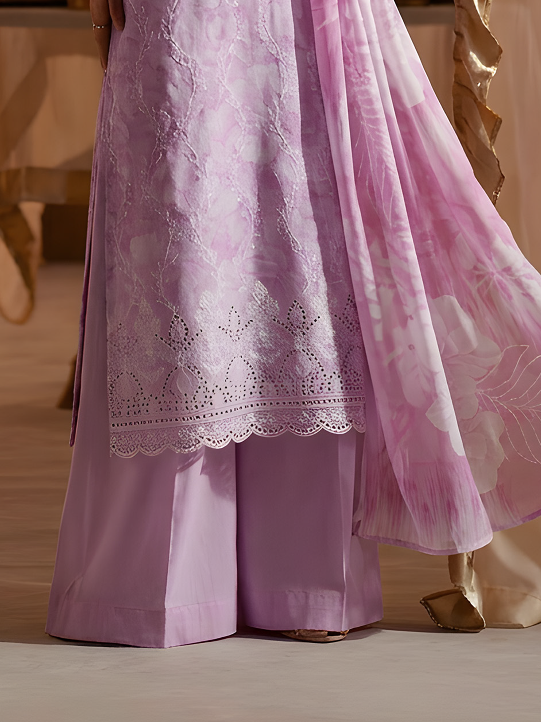 Seerat - Digital Printed Embroidered Lawn - 3PC Suit - D-09